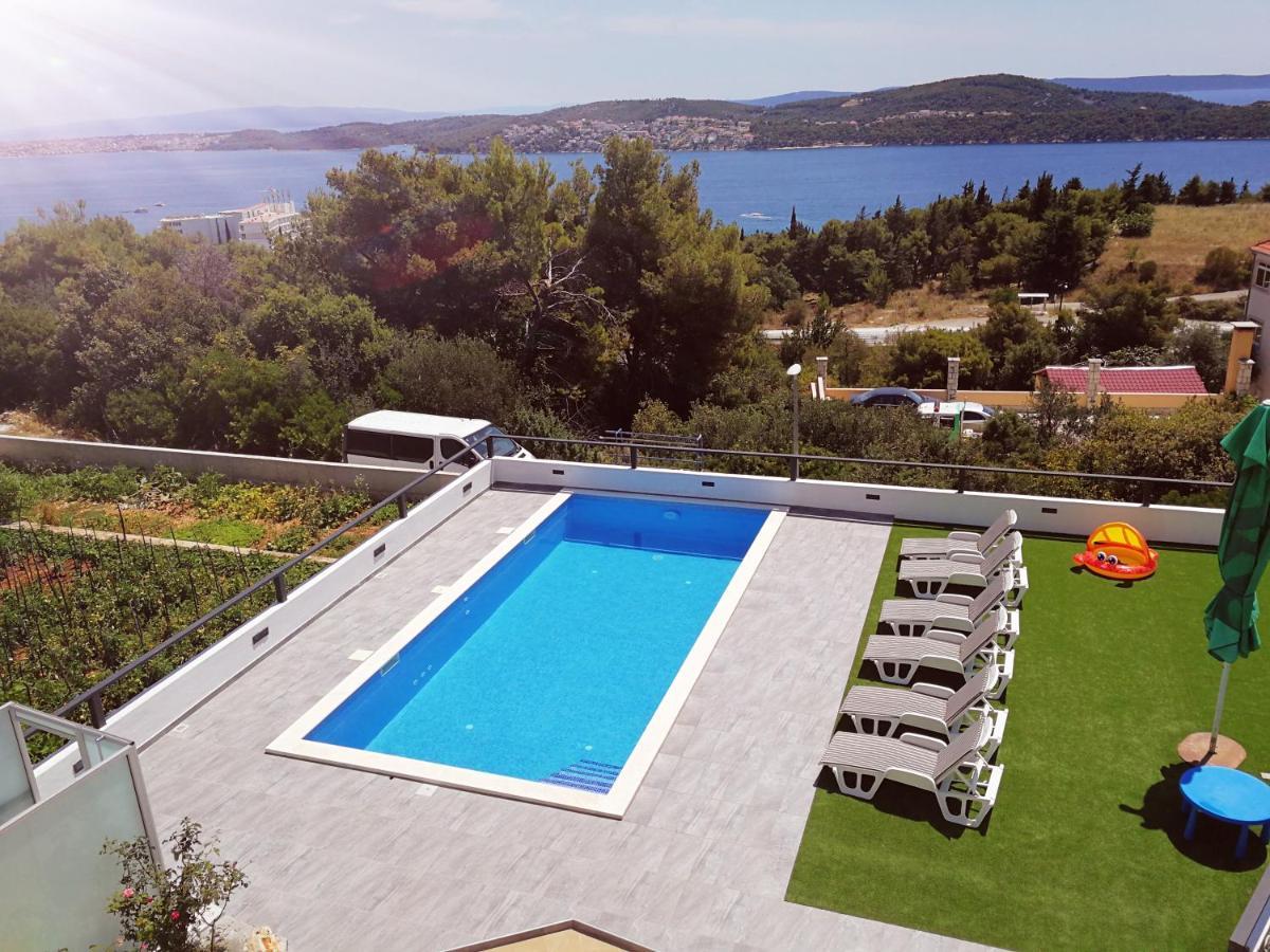 Villa Confido Luxury Apartment 01 Donji Seget Exterior foto
