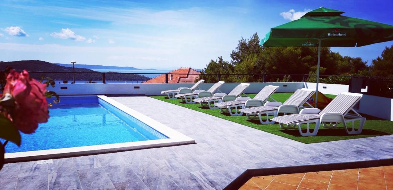 Villa Confido Luxury Apartment 01 Donji Seget Exterior foto