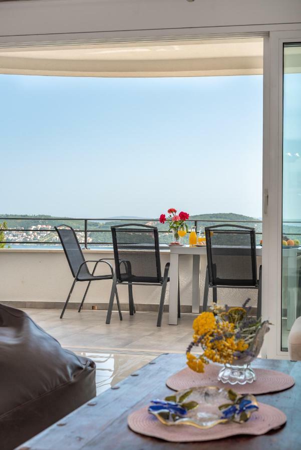 Villa Confido Luxury Apartment 01 Donji Seget Exterior foto